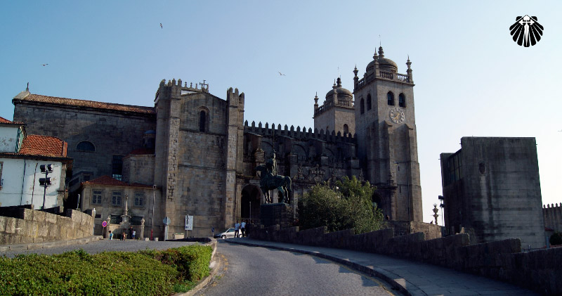 Igreja da Sé no centro histórico da Cidade do Porto.